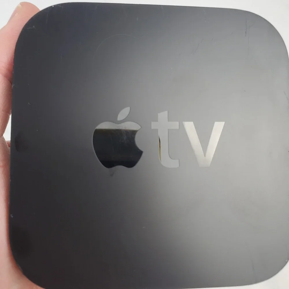 Apple TV 3rd Gen Rev A A1469 1080p HD Media Streamer W/ Remote and Cable WORKING